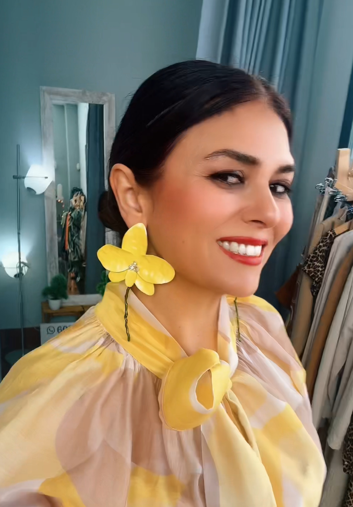 MO Pendiente Flor ama